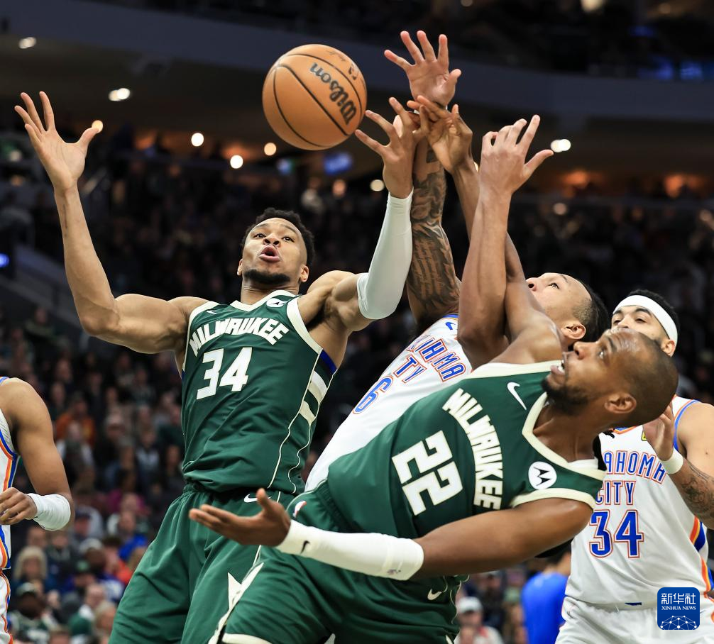 雄鹿队主力阵容名单