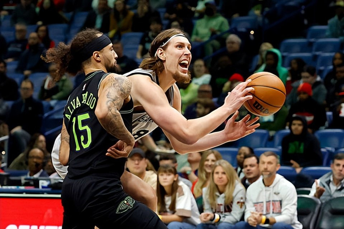 博彩体育首页-马刺队有谁